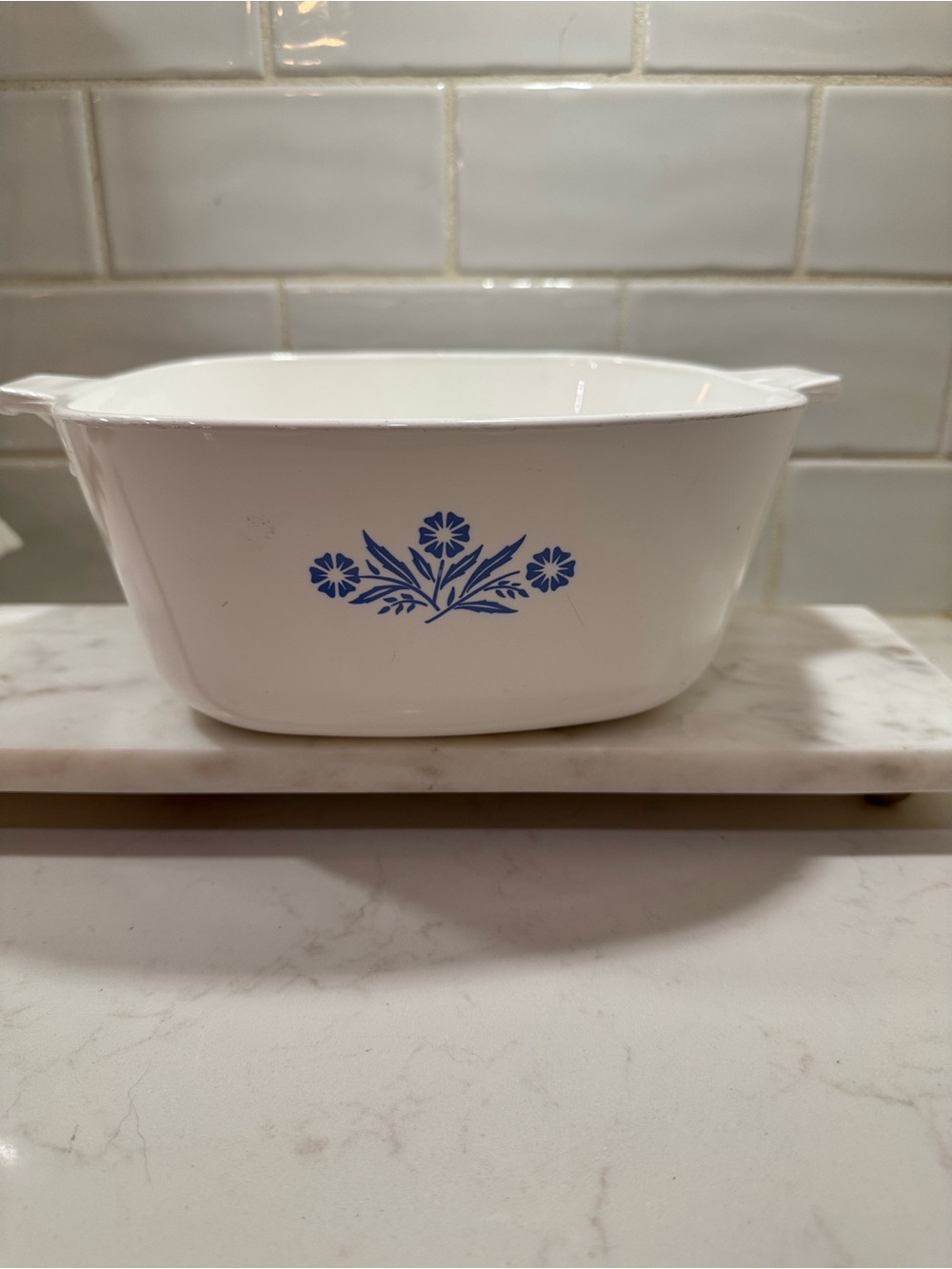 2.5 quart Corning Ware Blue Cornflower casserole, 🌟company’s most iconic pattern